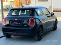 Usata Mini ONE 75 CV (55 kW) 2017 Nero Utilitaria