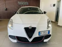 Usata Alfa Romeo Giulietta Distinctive 105 CV (77 kW) 2016 Bianco Utilitaria