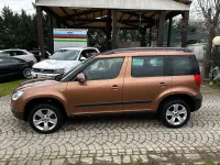 Usata Skoda Yeti Ambition 105 CV (77 kW) 2012 Bronzo SUV
