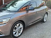 Usata Renault Scénic 110 CV (80 kW) 2017 Grigio Monovolume