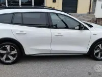 Usata Ford Focus Active 120 CV (88 kW) 2020 Bianco Station wagon