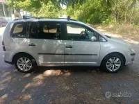 Usata VW Touran 105 CV (77 kW) 2008 Grigio Monovolume