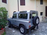 Usata Land Rover Defender 122 CV (89 kW) 2011 Argento Station wagon
