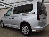 Usata Ford Tourneo Connect Titanium 122 CV (89 kW) 2023 Argento Monovolume