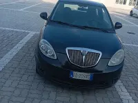Usata Lancia Ypsilon Platinum 75 CV (55 kW) 2011 Nero Utilitaria