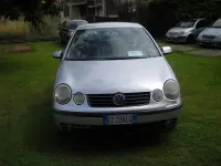 Usata VW Polo Comfortline 74 CV (54 kW) 2002 Argento Berlina