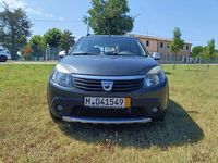 Usata Dacia Sandero Stepway 84 CV (61 kW) 2012 Grigio Berlina