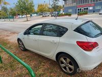 Usata Opel Astra 2011 Bianco Berlina