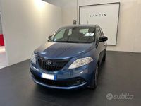 Usata Lancia Ypsilon Silver 70 CV (51 kW) 2023 Blu Utilitaria