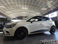 Usata Renault Clio IV Life 75 CV (55 kW) 2017 Beige(met.) Berlina
