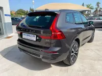 Usata Volvo XC60 197 CV (144 kW) 2022 Grigio SUV