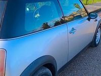 Usata Mini ONE 90 CV (66 kW) 2004 Grigio Utilitaria