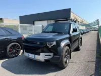 Usata Land Rover Defender 200 CV (147 kW) 2025 Santorini black SUV
