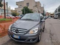 Usata Mercedes B180 2011 Grigio Monovolume