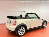 Usata Mini Cooper Cabriolet 111 CV (81 kW) 2012 Bianco Cabrio