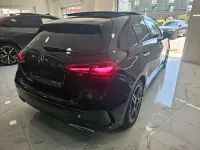 Usata Mercedes A200 AMG Line Premium 150 CV (110 kW) 2025 Black night metallizzato Berlina