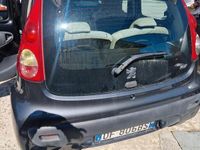 Usata Peugeot 107 68 CV (50 kW) 2006 Grigio Utilitaria