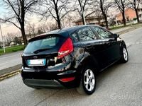 Usata Ford Fiesta 97 CV (71 kW) 2012 Nero Utilitaria