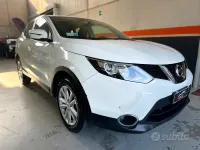 Usata Nissan Qashqai Tekna 110 CV (80 kW) 2014 Bianco SUV