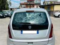 Usata Lancia Musa Platinum 95 CV (69 kW) 2011 Grigio Monovolume