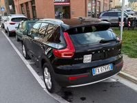 Usata Volvo XC40 Momentum 150 CV (110 kW) 2019 Nero SUV