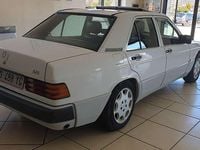 Usata Mercedes 190 109 CV (80 kW) 1991 Bianco Berlina