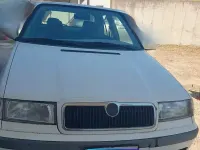Usata Skoda Felicia 68 CV (50 kW) 1998 Bianco Berlina