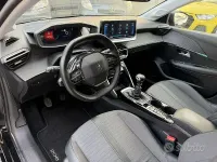 Usata Peugeot 208 GT-line 101 CV (74 kW) 2020 Nero Utilitaria