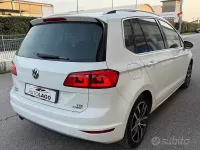 Usata VW Golf Sportsvan Highline 110 CV (80 kW) 2015 Bianco Monovolume