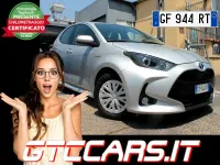 Usata Toyota Yaris Hybrid Business Edition 92 CV (67 kW) 2021 Argento Berlina