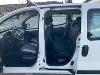 Usata Fiat Qubo Easy 80 CV (58 kW) 2016 Bianco Monovolume