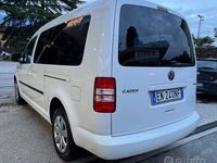 Usata VW Caddy Maxi Highline 109 CV (80 kW) 2012 Bianco Monovolume