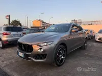 Usata Maserati Levante 275 CV (202 kW) 2018 Grigio SUV