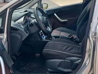 Usata Ford Fiesta 80 CV (58 kW) 2008 Grigio Utilitaria