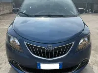 Usata Lancia Ypsilon Silver 69 CV (50 kW) 2024 Blu/azzurro Utilitaria