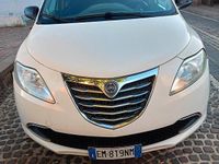 Usata Lancia Ypsilon 60 CV (44 kW) 2012 Bianco Utilitaria
