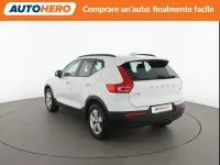 Usata Volvo XC40 Momentum 150 CV (110 kW) 2020 Bianco SUV