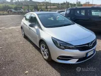Usata Opel Astra GS Line 122 CV (89 kW) 2021 Grigio Berlina