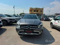 Usata Mercedes GLA200 Premium 136 CV (100 kW) 2019 Grigio SUV