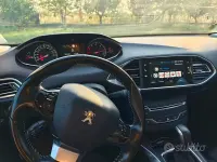 Usata Peugeot 308 Business-Line 120 CV (88 kW) 2017 Bianco Berlina