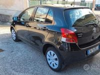 Usata Toyota Yaris 2009 Nero Utilitaria