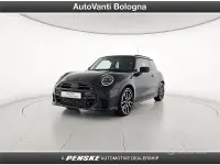 Usata Mini John Cooper Works 156 CV (114 kW) 2025 Grigio Utilitaria