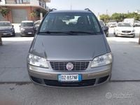 Käytetty Fiat Idea 77 HP (56 kW) 2010 Keltainen Tila-auto