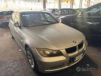 Usata BMW 318 143 CV (105 kW) 2008 Grigio Berlina