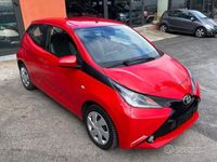 Usata Toyota Aygo x-style 72 CV (52 kW) 2018 Rosso Utilitaria