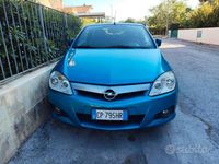 Usata Opel Tigra 69 CV (50 kW) 2005 Cabrio