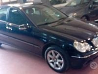 Usata Mercedes C220 150 CV (110 kW) 2005 Nero Berlina