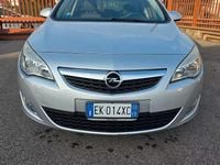 Usata Opel Astra Cosmo 125 CV (91 kW) 2011 Grigio Station wagon
