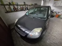 Usata Ford Fiesta 75 CV (55 kW) 2006 Nero Utilitaria
