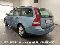 Usata Volvo V50 Momentum 136 CV (100 kW) 2006 Azzurro Station wagon